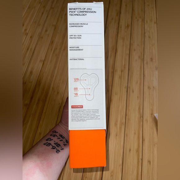 2XU Women’s Compression Cycle Short - Picture 3 of 5